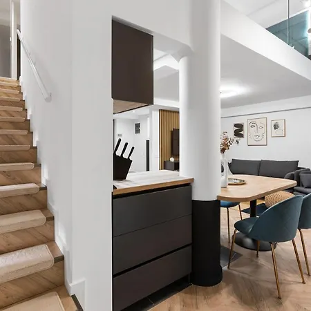 Noa - Premium * Boekarest